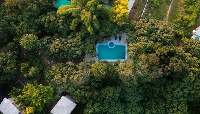 River Edge Lodge